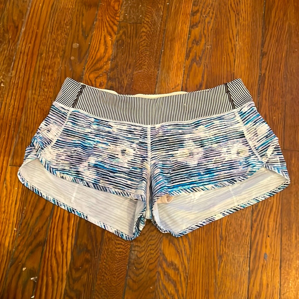 Lululemon running short